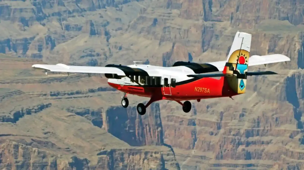 Grand Canyon West: Roundtrip Flight from Las Vegas + Skywalk