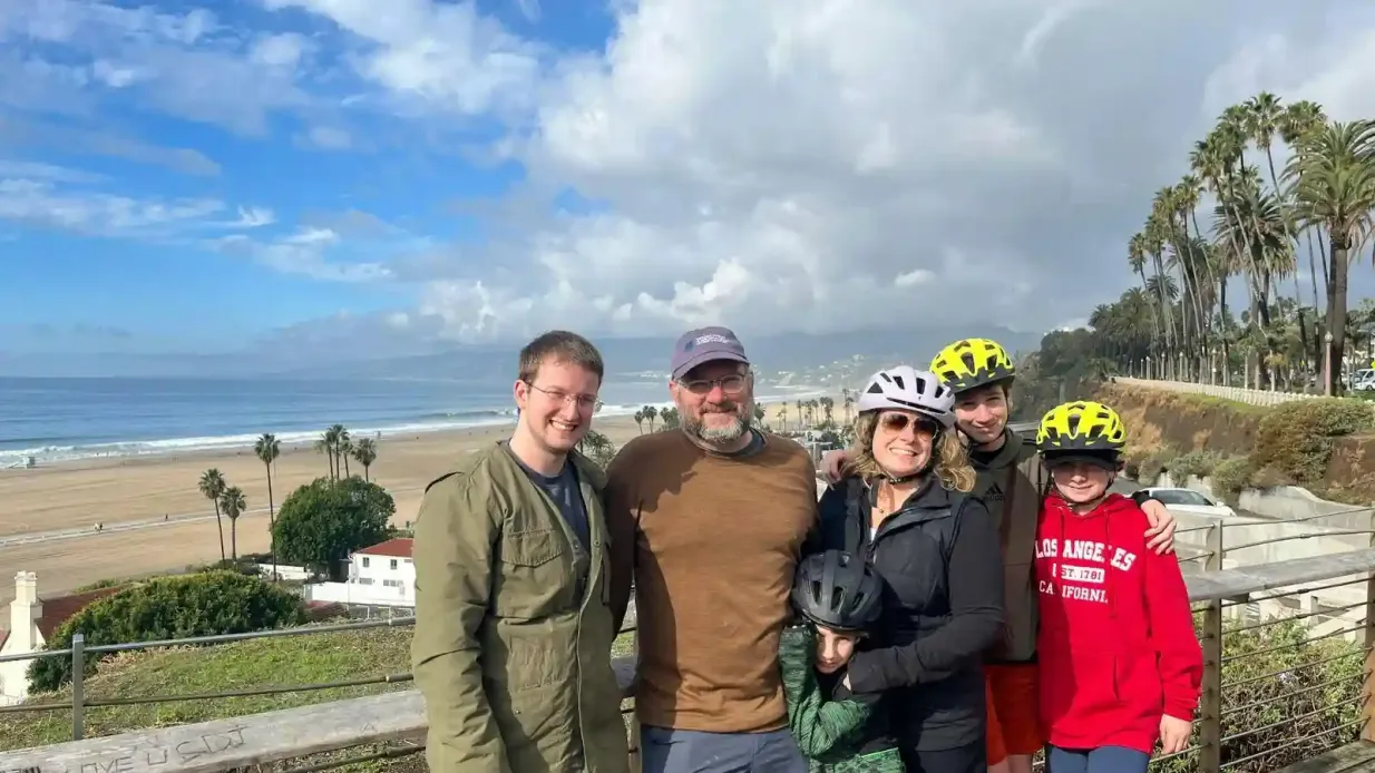 Santa Monica: Bike Rentals Provided by Unlimited Biking Reservations LLC