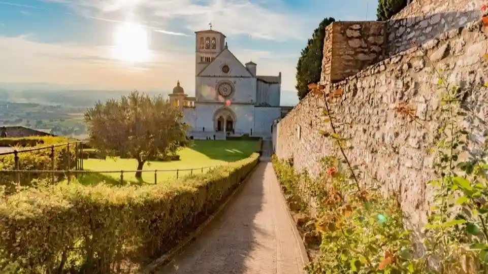 Asís y Orvieto: Excursión guiada de un día desde Roma