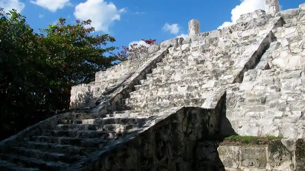 Cancun: San Miguelito & Mayan Museum