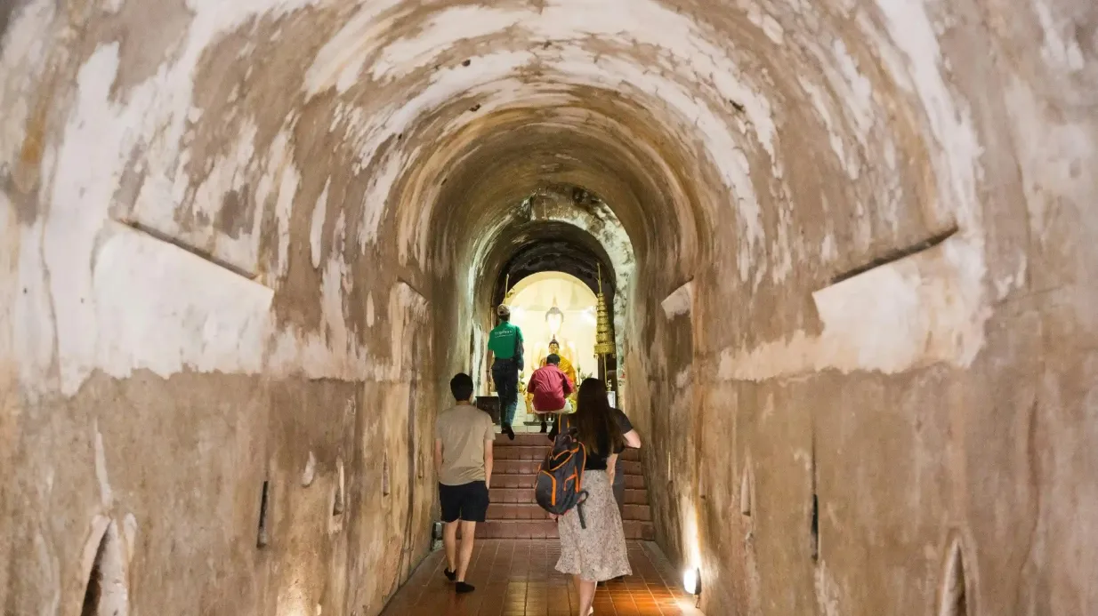 Wat Umong und Doi Suthep Tempel Abendtour - Halbtag Bereitgestellt von TripGuru