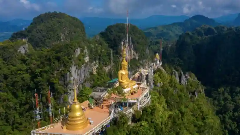 Tiger Cave Temple, Emerald Pool & Hot Springs: Full-Day Tour from Krabi Provided by TripGuru