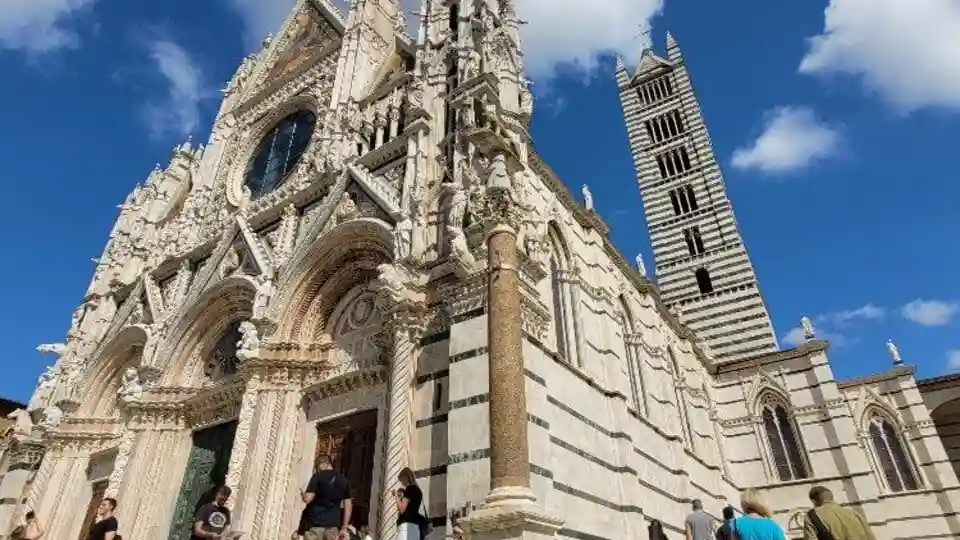 Visite guidée de la cathédrale de Sienne et visite à pied de la ville