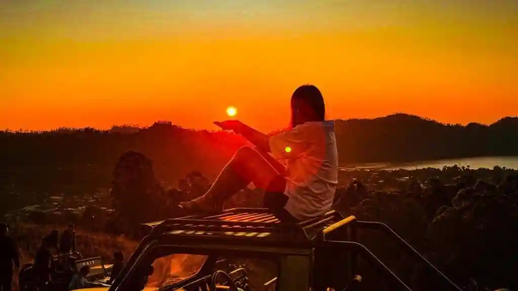 Mount Batur Sonnenaufgang Jeep Tour mit natürlichen heißen Quellen Besuch Bereitgestellt von Krisna Bali Trekking Tour