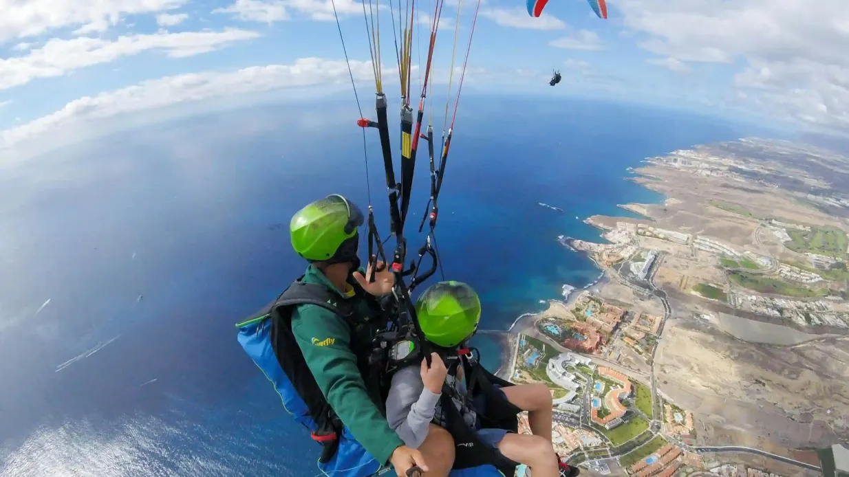 Tenerife : Vol acrobatique en parapente