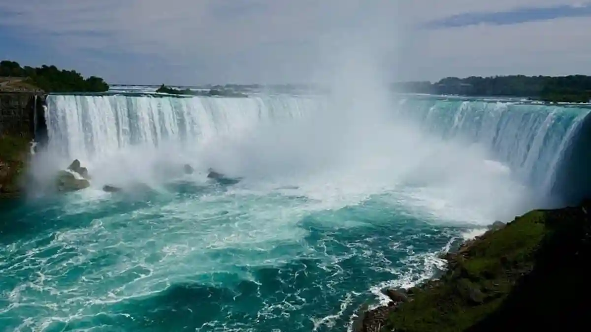 Niagara Falls USA Sightseeing Tour & Old Fort Niagara Provided by Attractions4Us LLC