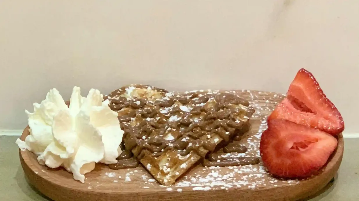 Vancouver: Legendary Gastown Food Tour Provided by Taste Vancouver Food Tours