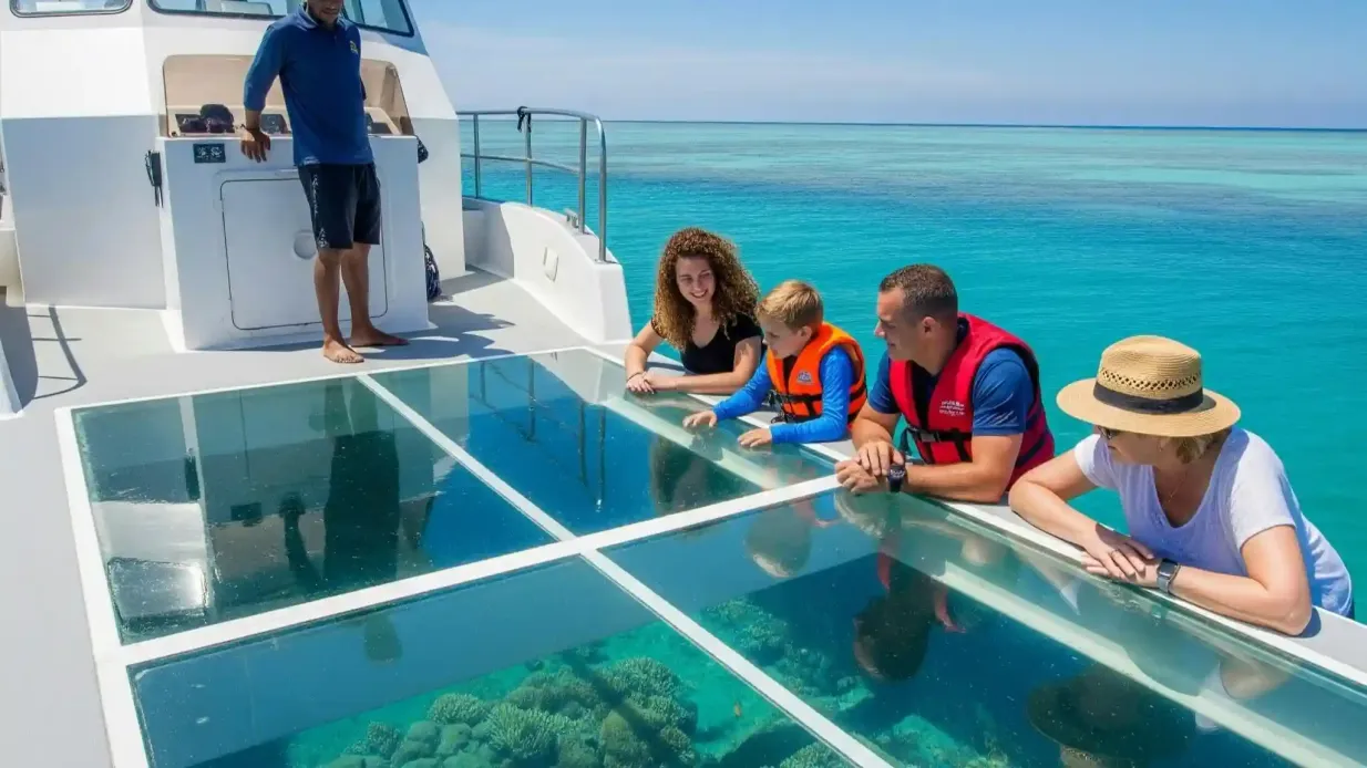 Desde Miami: Excursión en barco con fondo de cristal en Cayo Hueso Operado por US2U Inc