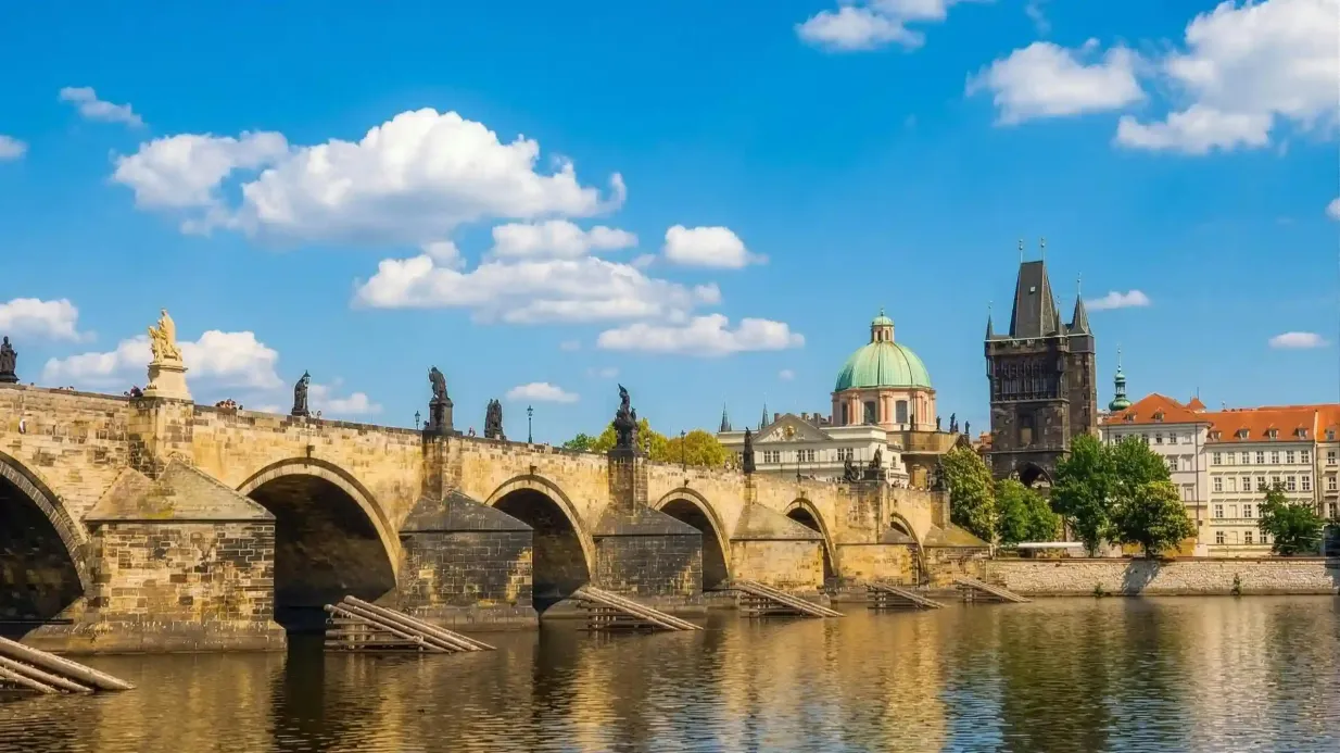 Torres da Ponte Carlos: bilhete de entrada + audioguia Organizado por Get Prague Guide Michal Vesely