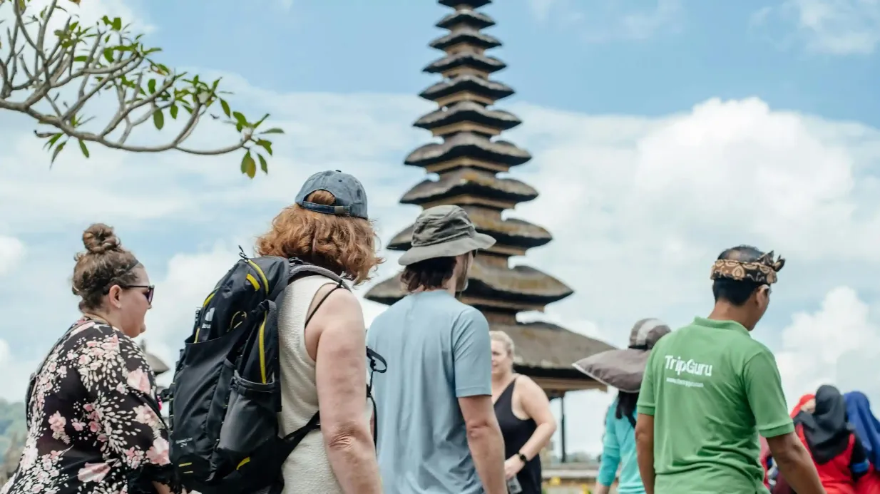 Visite des chutes d'eau et des temples de Sekumpul : Ulun Danu Bratan, Temple Taman Ayun et plus encore Fournie par TripGuru