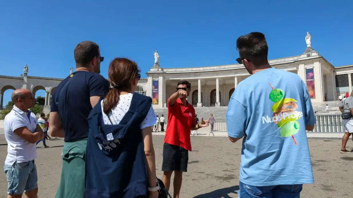Fátima, Batalha, Nazaré e Óbidos: Passeio guiado de um dia saindo de Lisboa