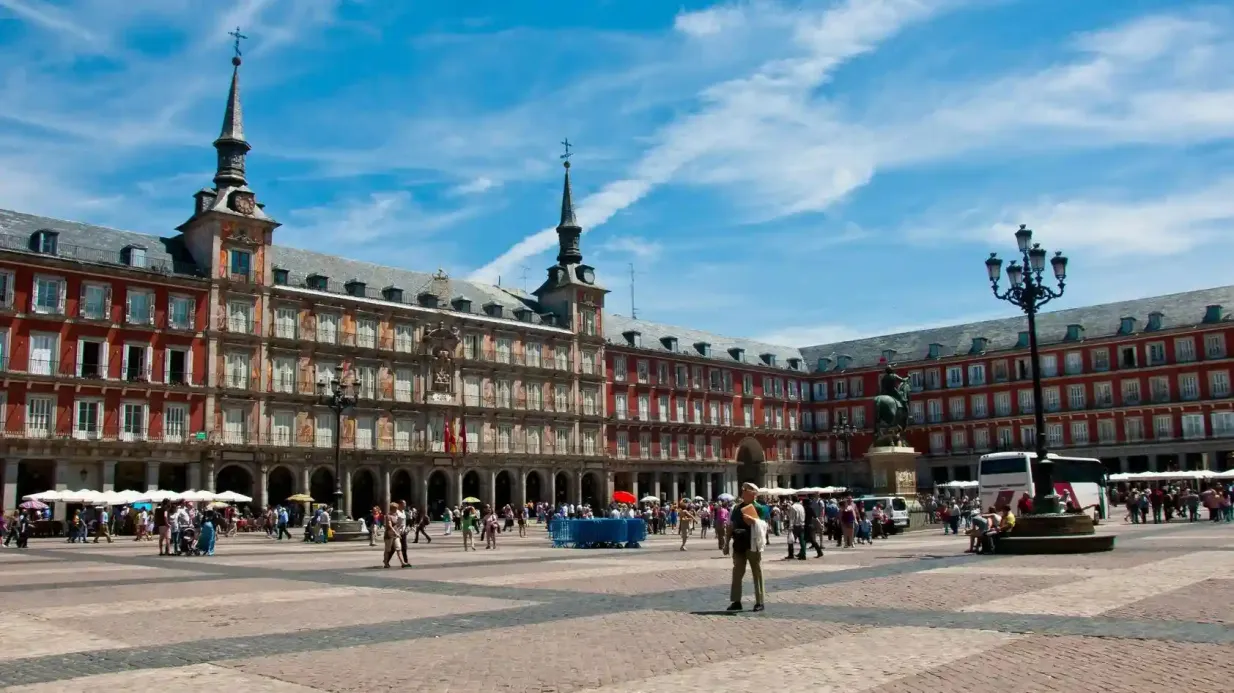 Excursão aos Destaques de Madrid & Palácio Real: Pular a Linha + Visita Guiada