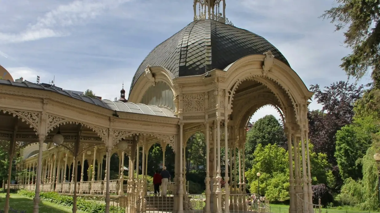Karlovy Vary: Day trip from Prague with Watchtower Diana Visit Provided by Premiant City Tour s.r.o.