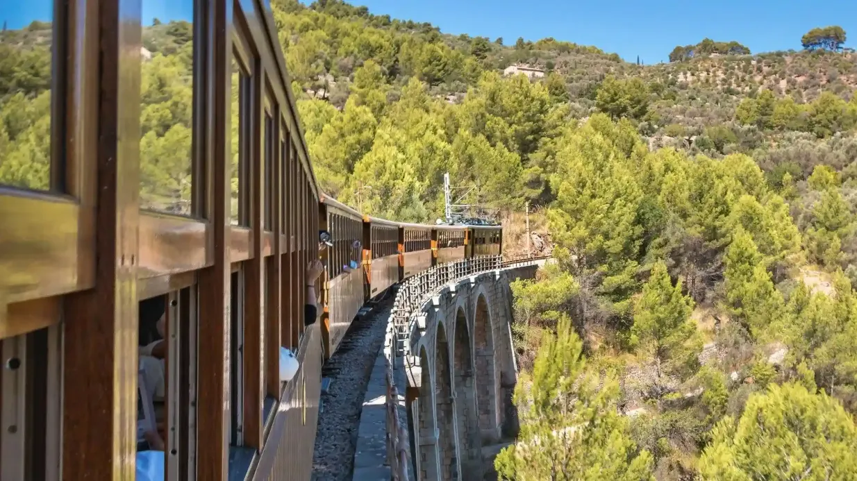 Mallorca Island Tour: Bus, Train, Tram and Boat Provided by TOURADVISOR DMC SL