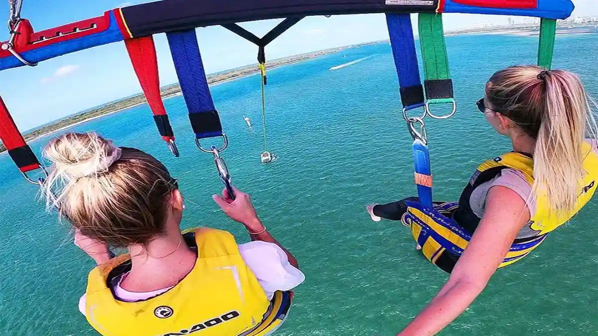 Safari en Gold Jet Jet Ski + parachute ascensionnel : 30 minutes Fournie par Jet Ski Safaris pty ltd