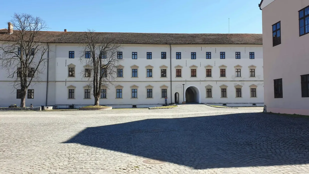 Tour do Museu de Oradea e Fortaleza de Oradea Organizado por Transylvanian Wonders