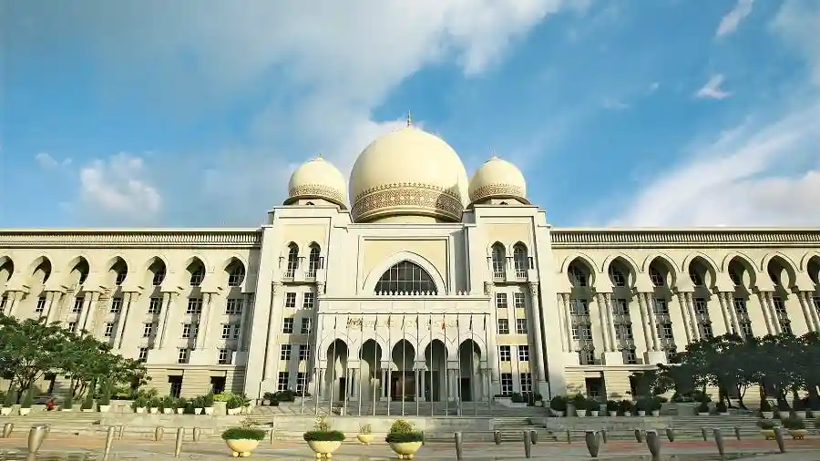 Putrajaya: River Cruise with Pink Mosque + Roundtrip Transfer Provided by Ivy Holidays Sdn Bhd