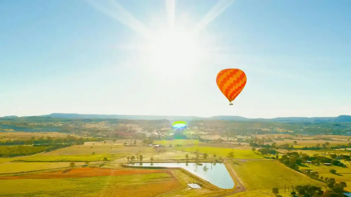 Montgolfière sur la Gold Coast avec petit-déjeuner dans les vignobles et transferts aller-retour Fournie par Hot Air Balloon Cairns & Gold Coast