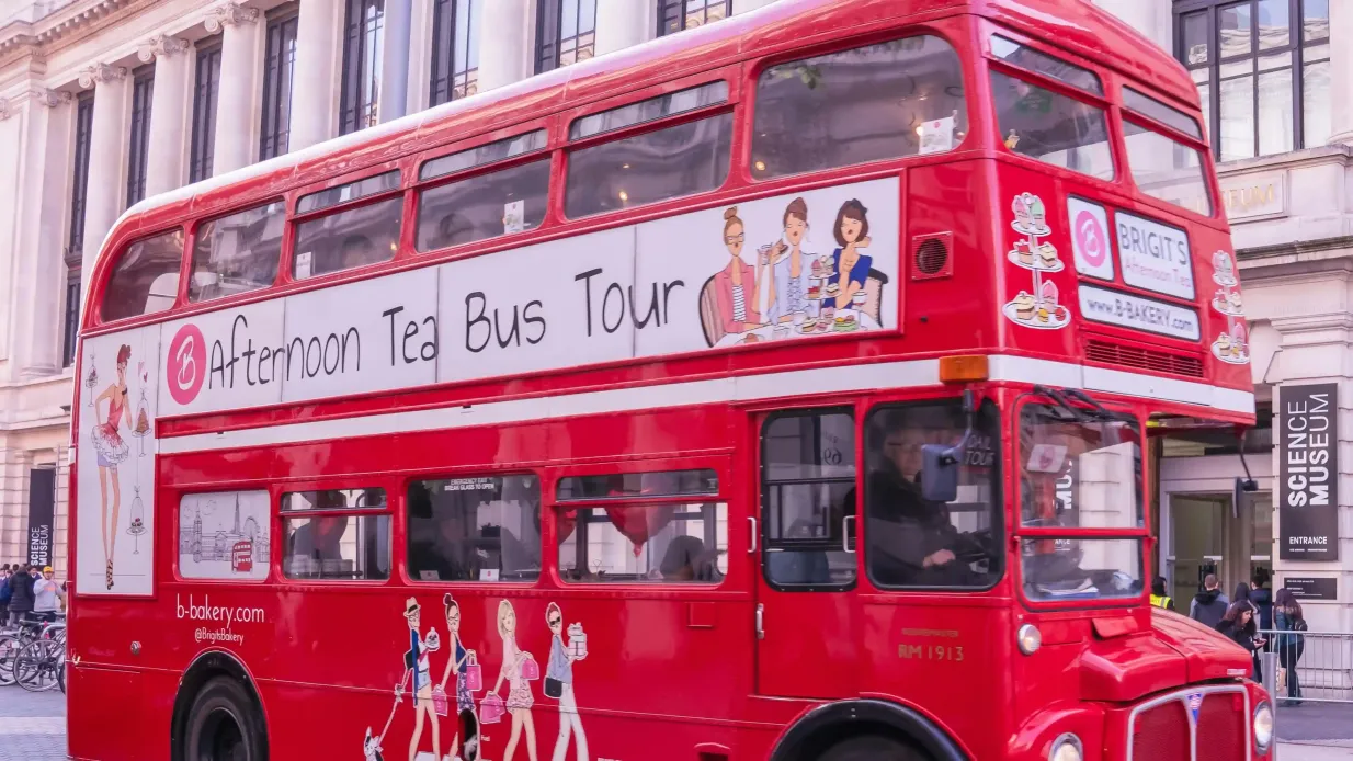 Brigit's Bakery London: Afternoon Tea Bus Tour Provided by Brigit's Afternoon Tea Ltd