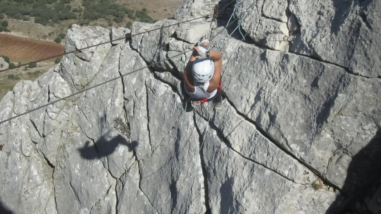 Vía Ferrata de Moclín: Tour Guidato da Granada Fornito da Vivak Nature SL