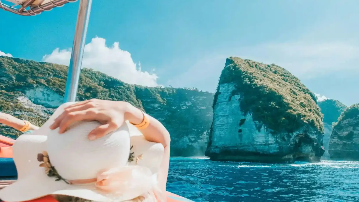 Nusa Penida: Crucero de snorkel desde Bali + Paseo guiado por la isla + Comida Operado por PT. BALI CRUISE NUSANTARA