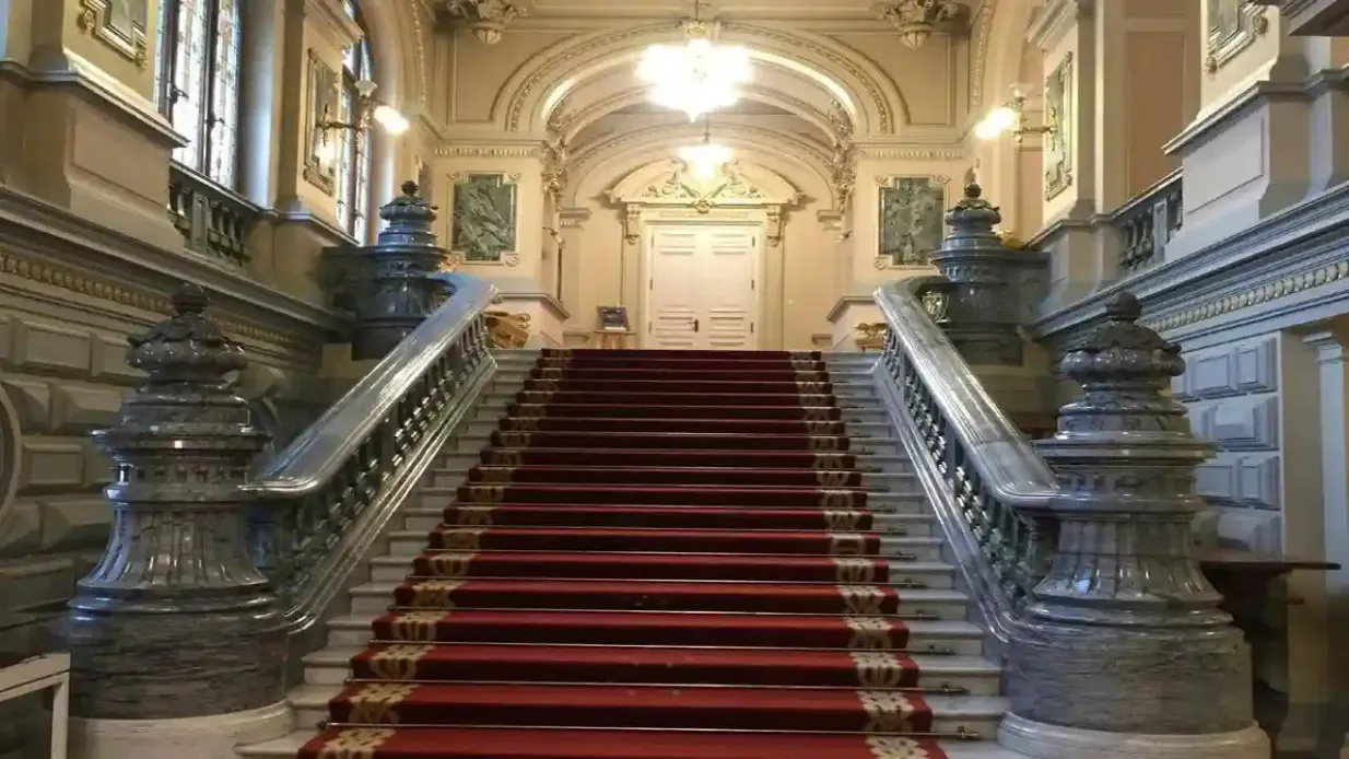 Palácio Cotroceni: bilhete de acesso rápido + tour guiado