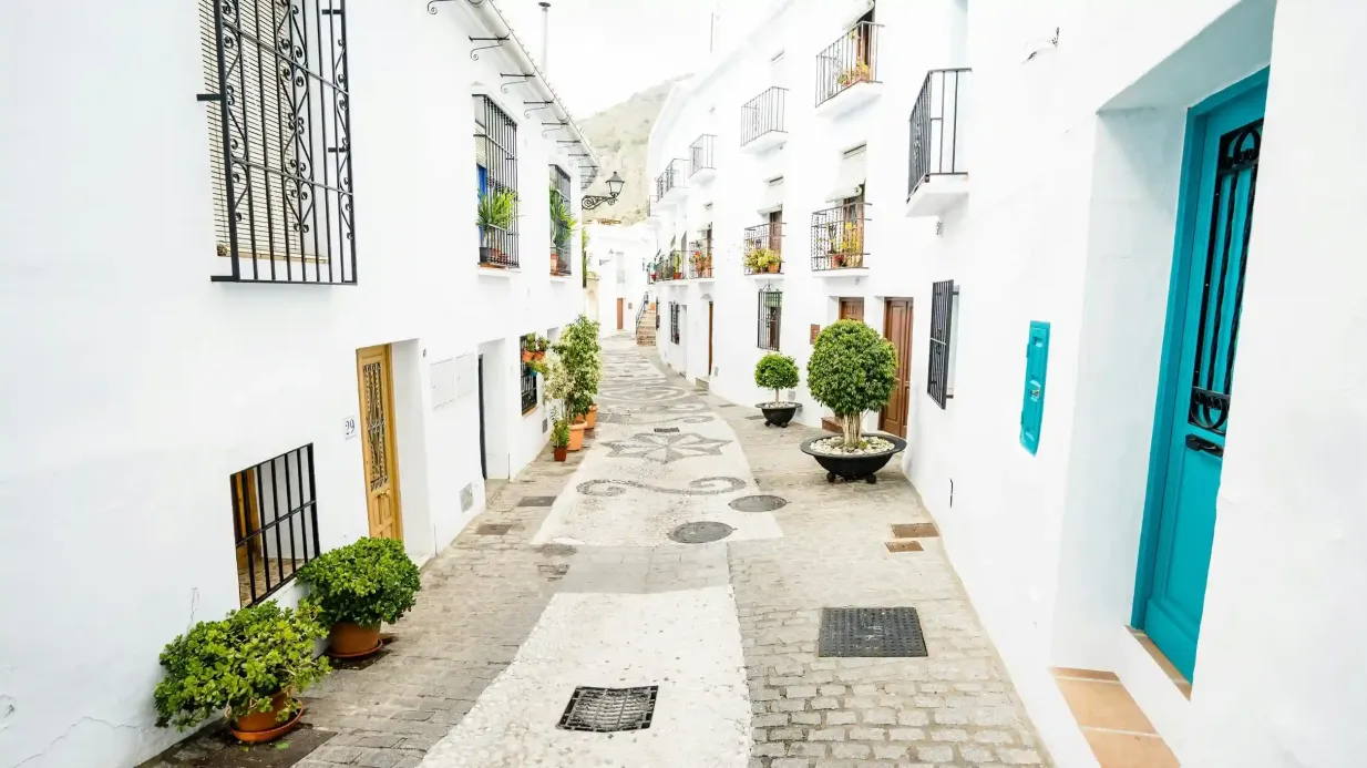 Nerja & Frigiliana : visite guidée depuis Grenade Fournie par Anera Travel