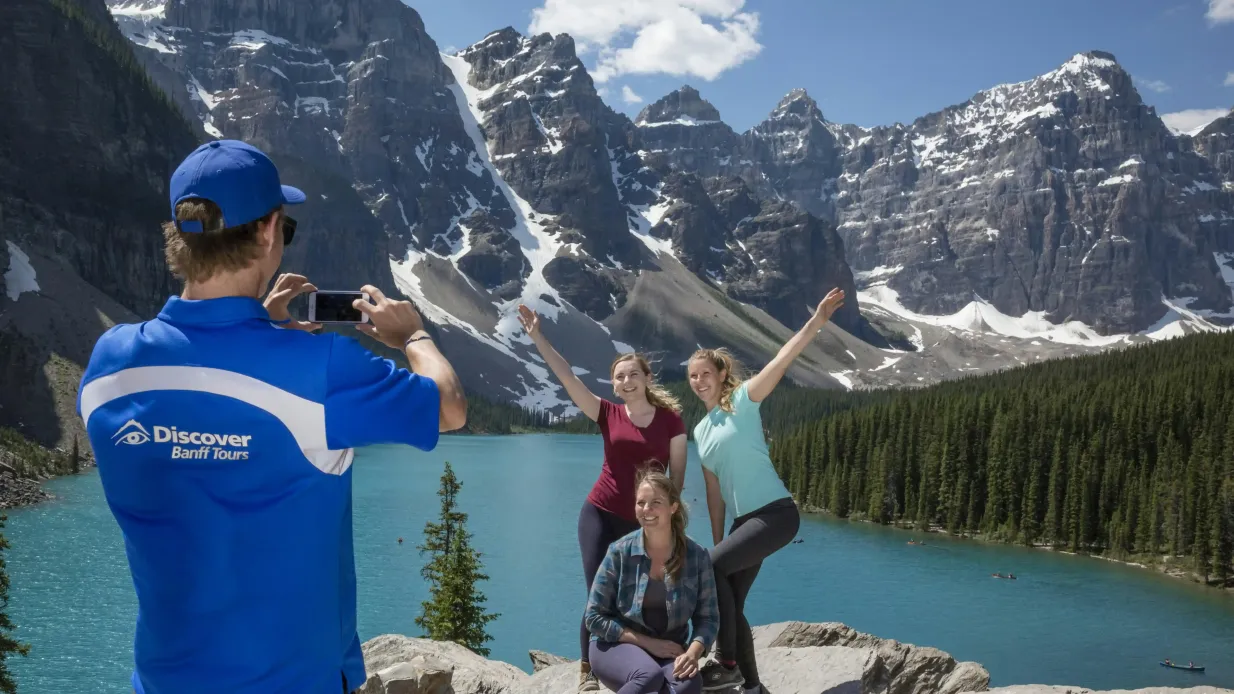 Lake Louise y lago Moraine: Tour guiado Operado por Discover Banff Tours