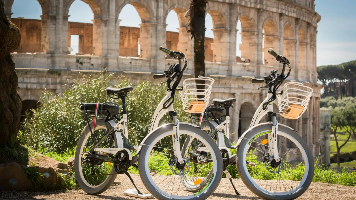 Alquiler de bicis eléctricas en el Tíber Operado por BGP NOLEGGIO SRL