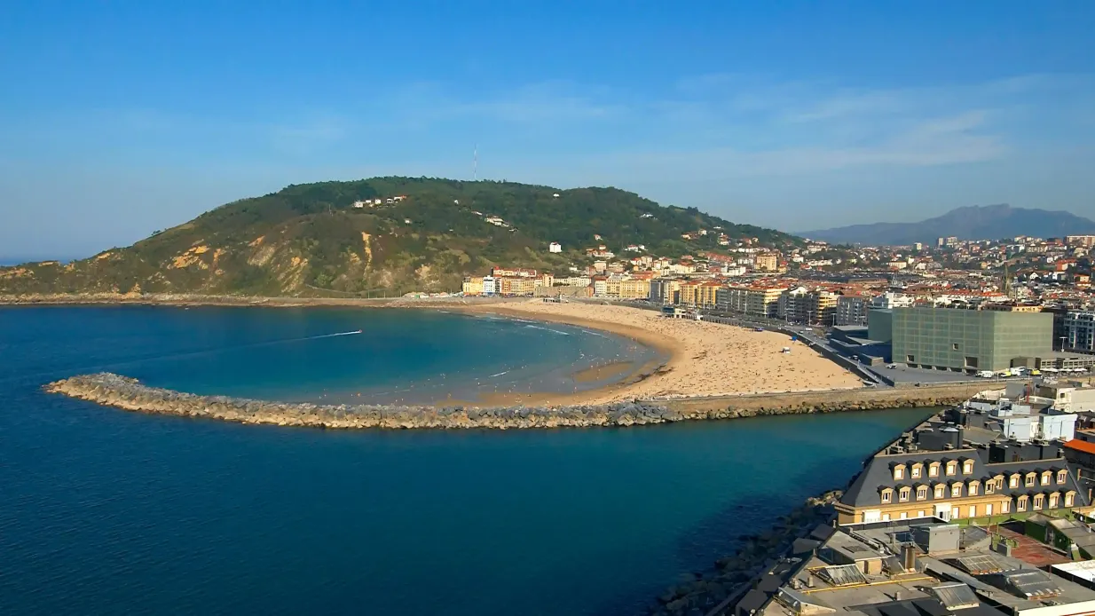 San Sebastián Historic & Cultural Walking Tour Provided by DONOSTYLETOURS SL