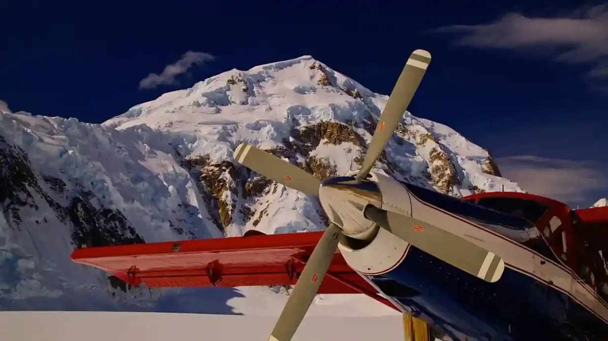 Southside Explorer Glacier Flight Provided by Talkeetna Air Taxi