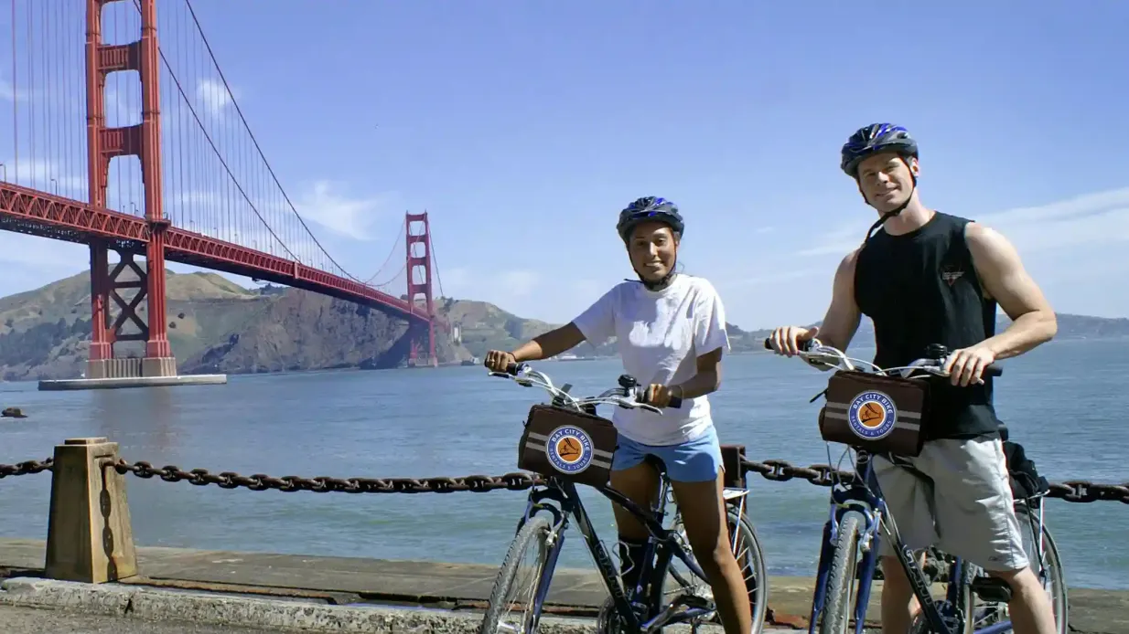 San Francisco: Alcatraz Island Entry + Guided Bike Tour Provided by Bay City Bike Rentals & Tours