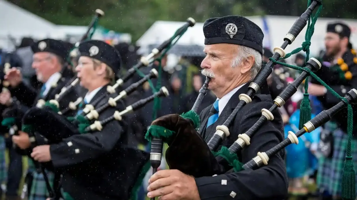 Tour Highland Games Fornito da Highland Explorer Tours