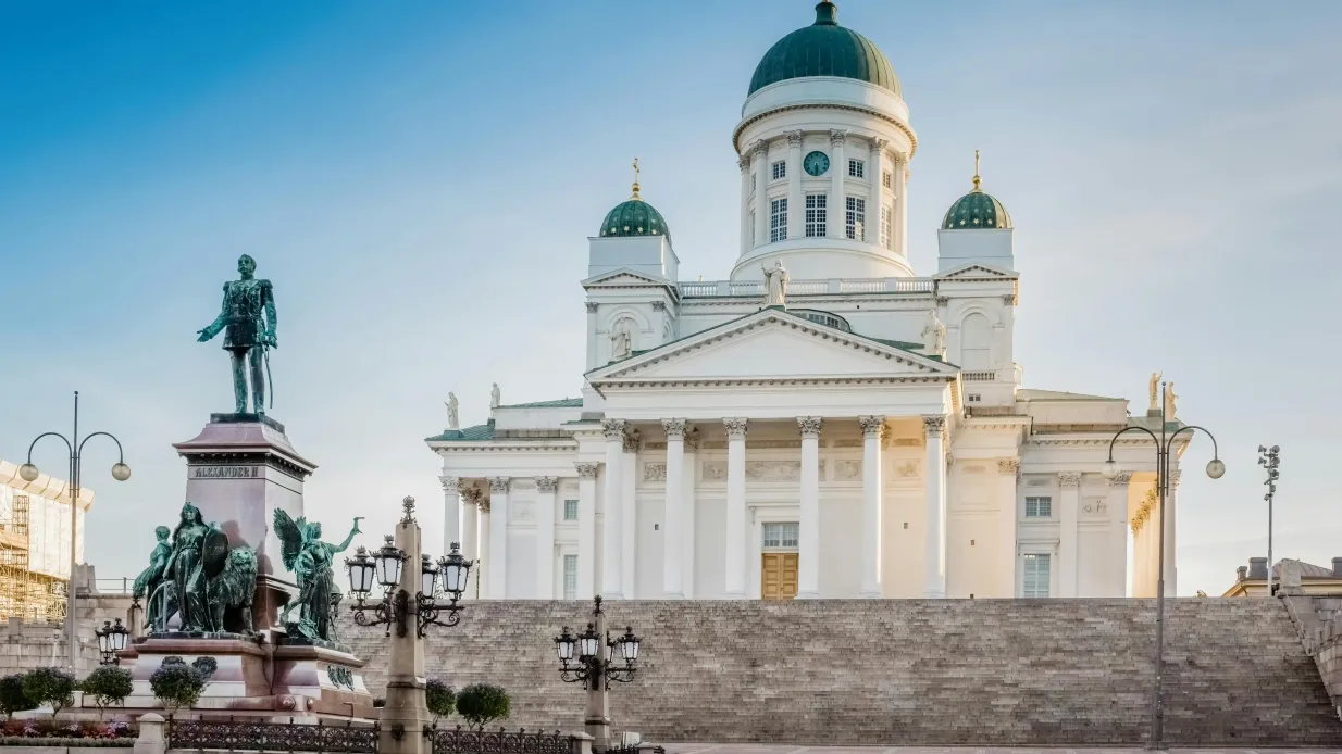 Helsinki Sightseeing Tour & Seurasaari Open-Air Museum