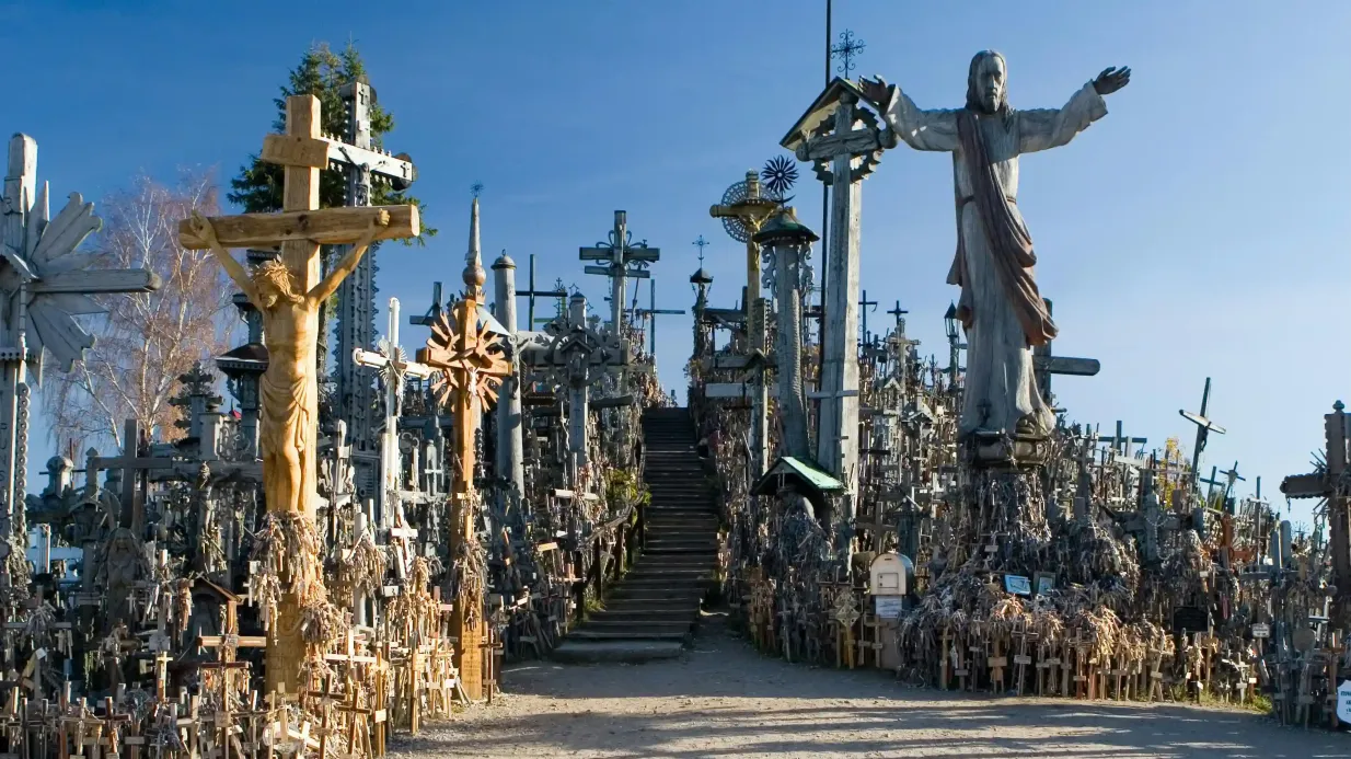 Hill of Crosses & Šiauliai: Roundtrip from Vilnius