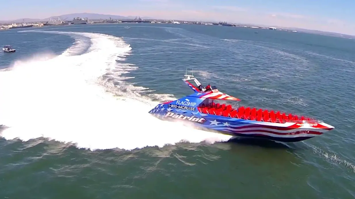 Patriot Jet Boat Thrill Ride Organizado por Flagship Cruises & Events
