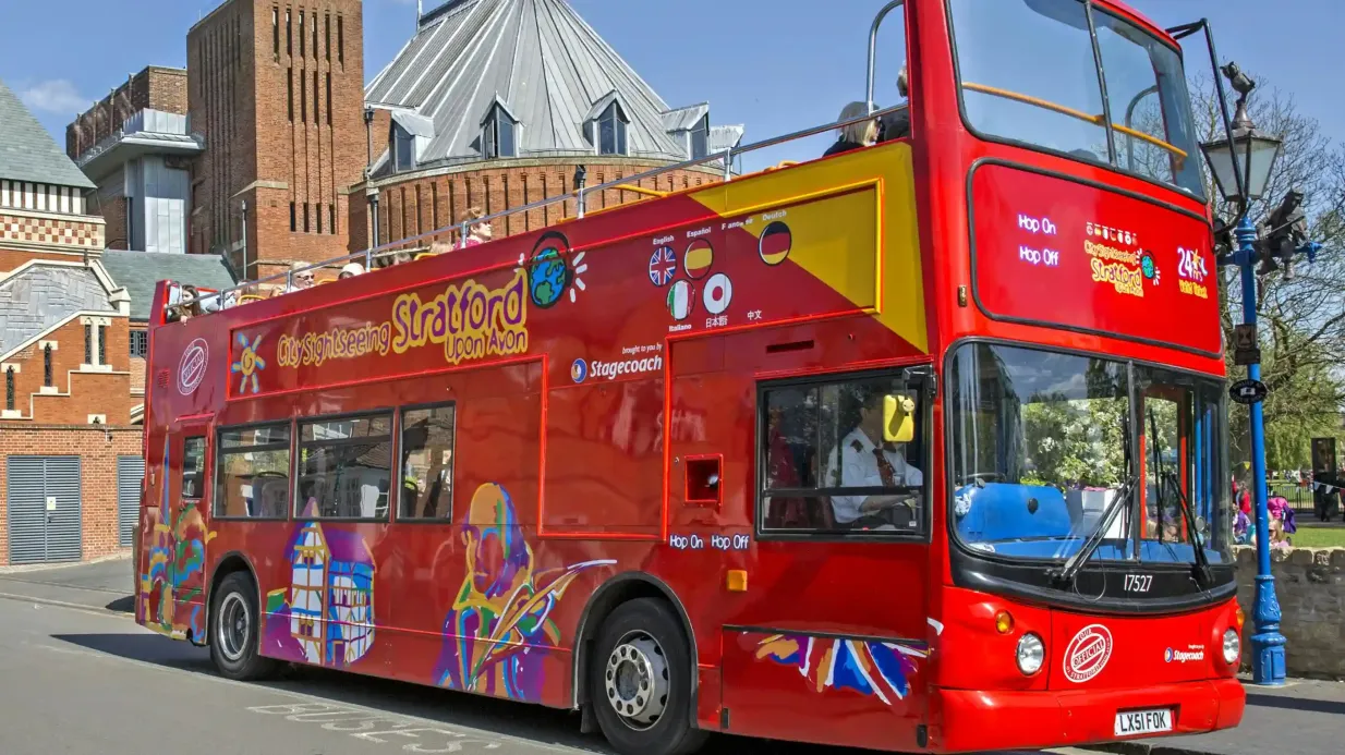 Hop-on Hop-off Bus Stratford-upon-Avon Provided by City Sightseeing LTD