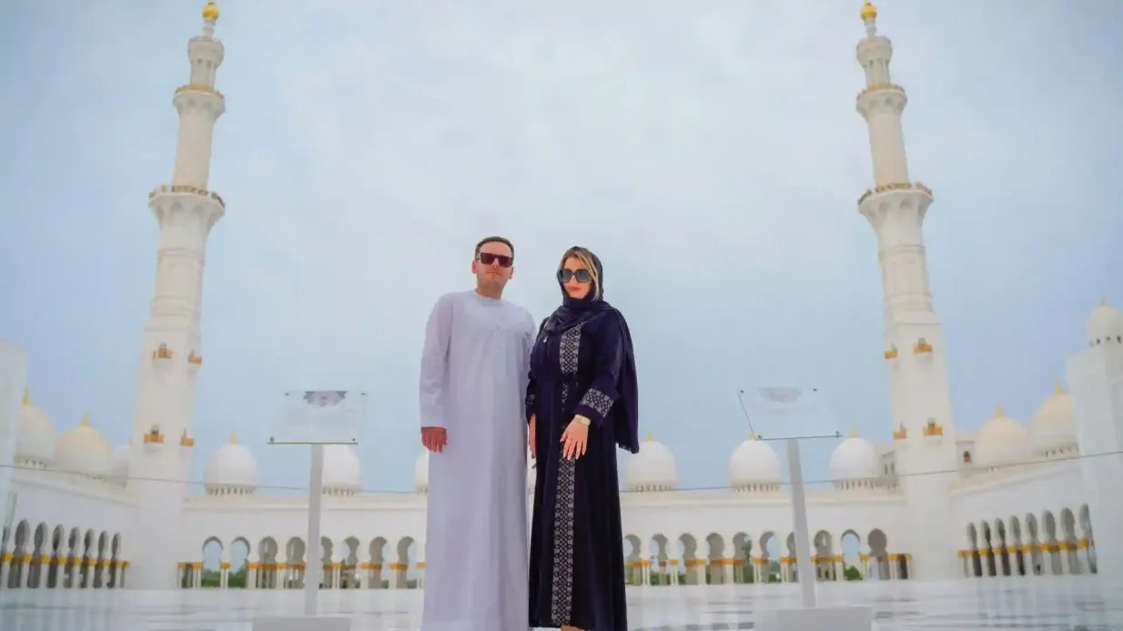 Gita di un giorno da Dubai: Grande Moschea dello Sceicco Zayed e Louvre Abu Dhabi