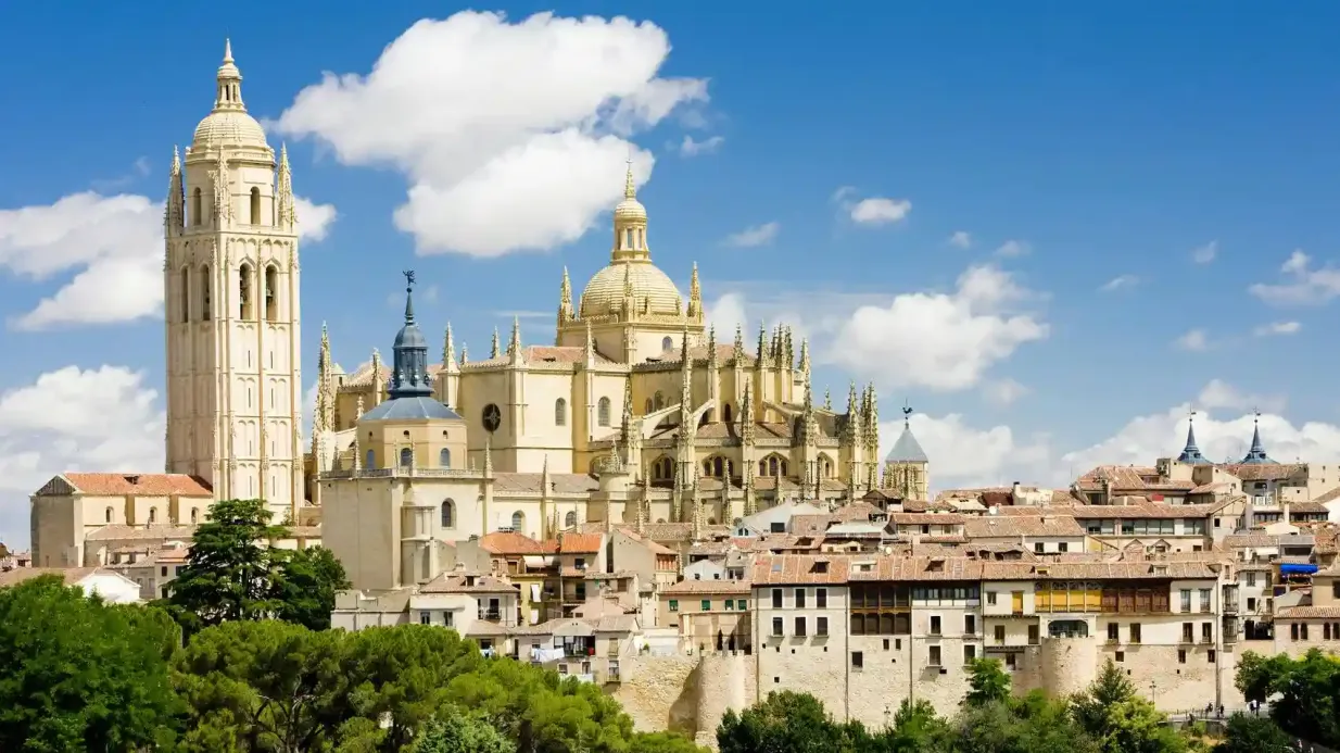Ávila & Segovia: Day Trip from Madrid + Entry to Alcázar of Segovia (Optional) Provided by Julia Travel