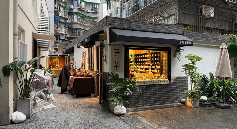 Visitas gratuitas a pie en Chengdu: Visita nocturna al barrio de Yulin