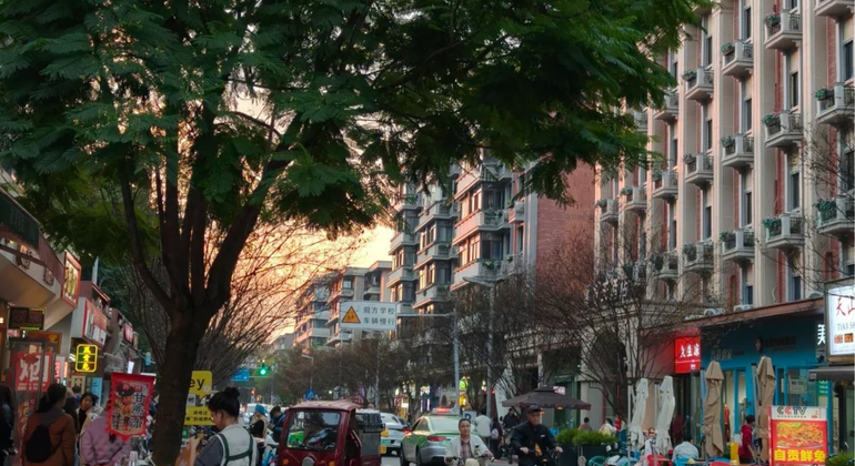 Kostenlose Stadtrundgänge in Chengdu: Nächtliche Tour durch das Viertel Yulin China &mdash; #5