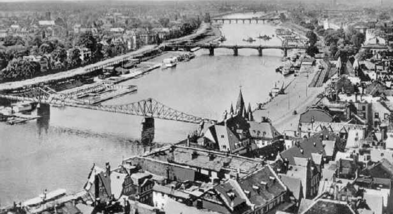 Frankfurt zu Fuß voller Geschichte, Architektur und mit Quiz Deutschland &mdash; #3