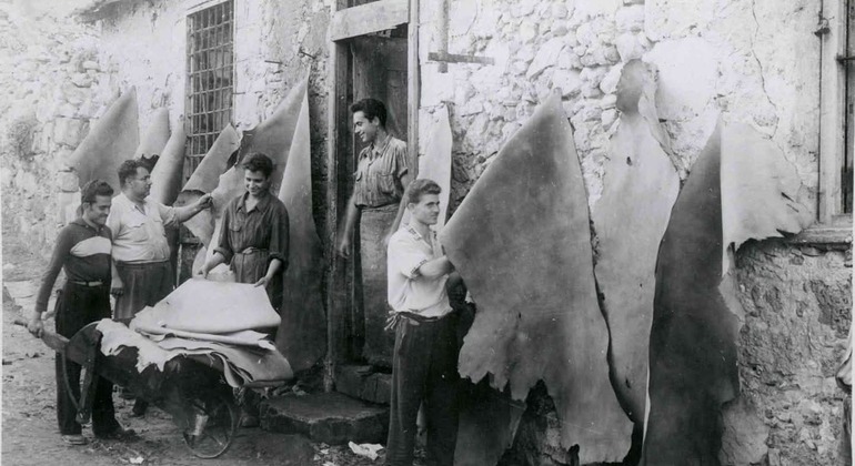 Ηalepa Free Tour: Neighbourhood of Work, Industry & Diplomacy Greece &mdash; #2