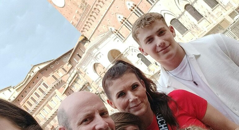secrets-of-siena-the-family-feud-self-guided-exploration-game-es-5