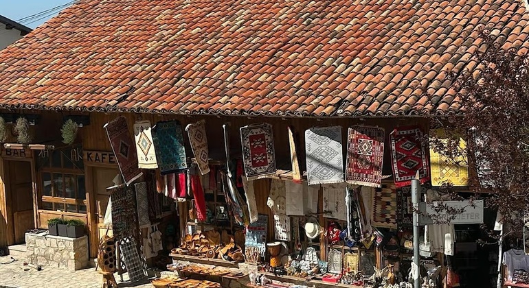 Tirana: visita guiada al castillo de Kruja, con entrada al Museo Etnográfico incluida 