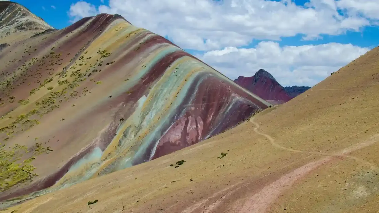 Excursión a la montaña de los siete colores desde Cuzco
