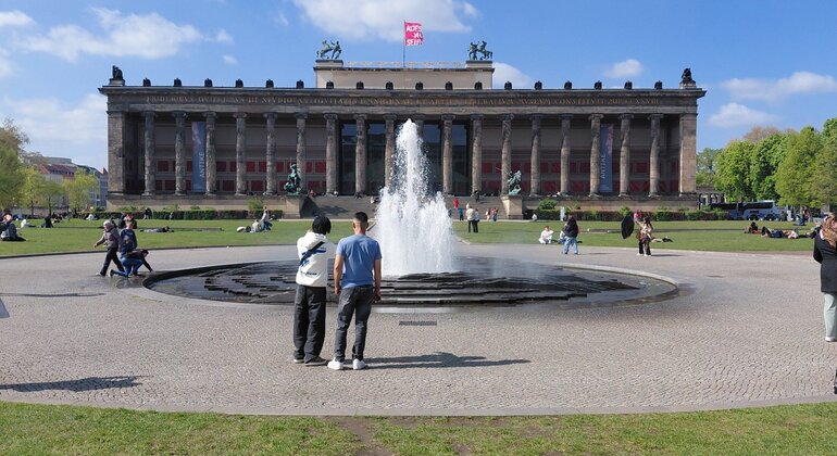 Centro Storico Di Berlino Tour: Isola Dei Musei E Piazze Monumentali Fornito da Days Together UG