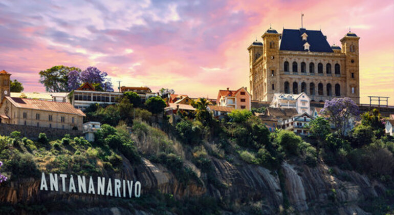 antananarivo-unfiltered-hidden-hills-markets-people-and-local-life-en-3