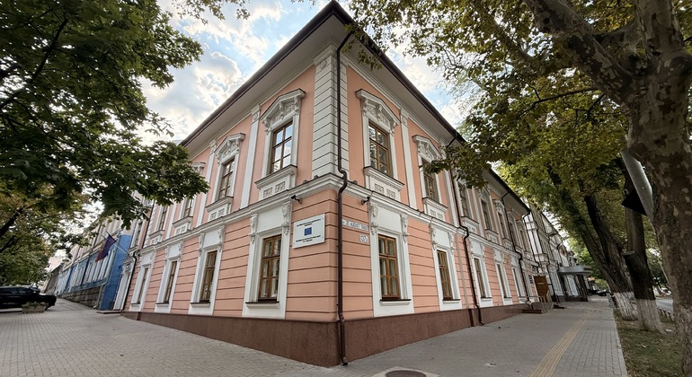 chisinau-city-center-walking-tour-es-10