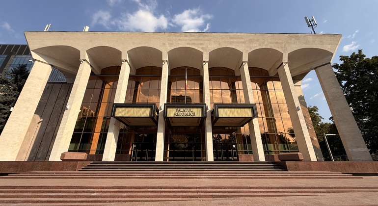 chisinau-city-center-walking-tour-es-12